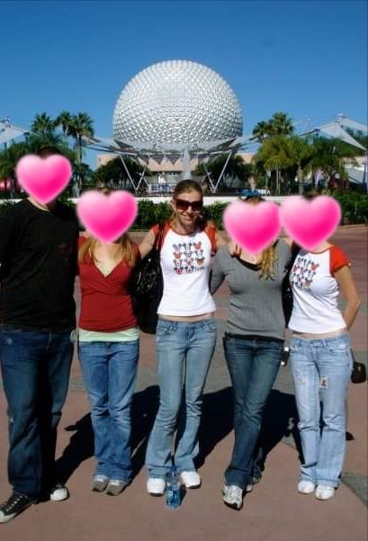 Best holiday deal = Friends forever